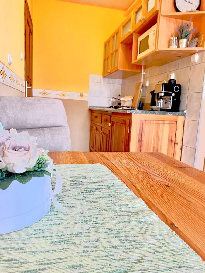 Appartamento Katalin App. Zalagyoengye Zalakaros Esterno foto