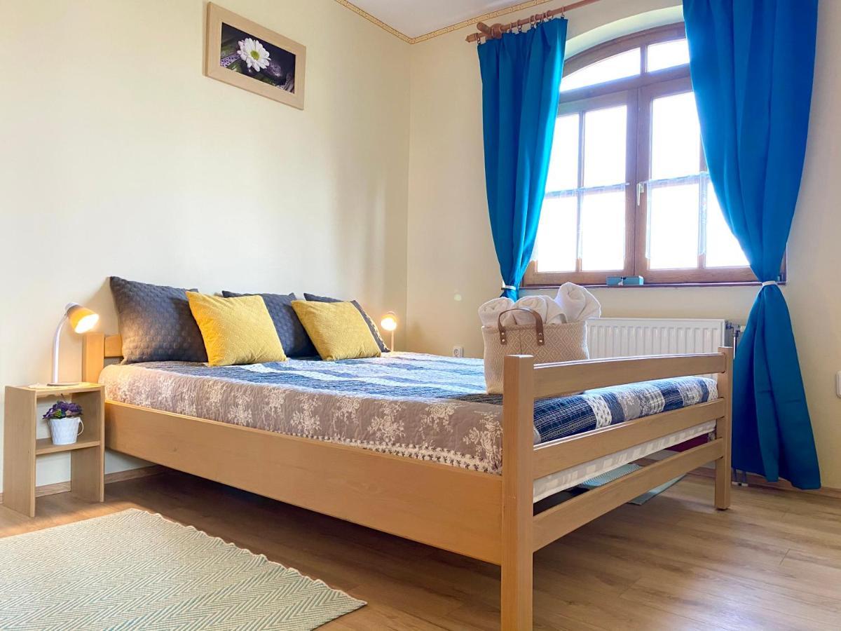 Appartamento Katalin App. Zalagyoengye Zalakaros Esterno foto